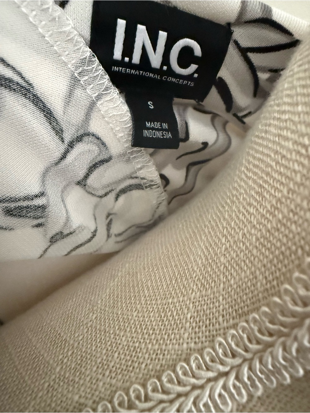 INC International Concepts Blouse - Picture 4 of 4